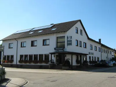 Das Gebäude in dem sich das Hotel befindet