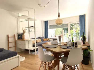 Ein Sitzbereich in der Unterkunft Ferienwohnung Schwarzwaldstraße