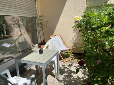 Ein Garten an der Unterkunft Ferienwohnung Schwarzwaldstraße