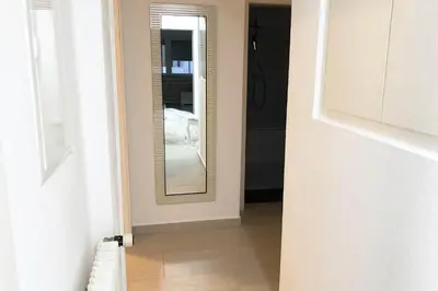 Grundriss der Unterkunft 3 Zimmer Apartment mit Küche, TV & WLAN