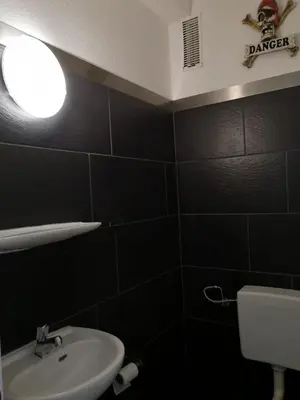 Ein Badezimmer in der Unterkunft 3 Zimmer Wohnung in Eppelheim 77qm 1A Lage nähe Heidelberg