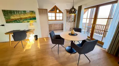 Ein Sitzbereich in der Unterkunft Hotel und Gutsgaststätte Rappenhof