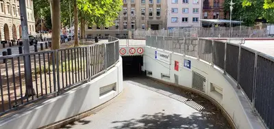 Grundriss der Unterkunft sonniges Zimmer mit Balkon im Herzen Mannheims