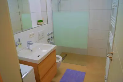 Ein Badezimmer in der Unterkunft Zentrum Speyer Premium-Apartment