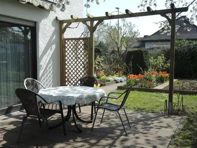 Ein Garten an der Unterkunft Apartement am Kirschbaum