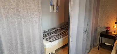 Ein Bett oder Betten in einem Zimmer der Unterkunft Pralinchen-Die Ferienwohnung im Nord-Schwarzwald