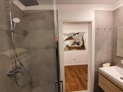 Ein Badezimmer in der Unterkunft Handwerkerwohnung - Monteurunterkunft