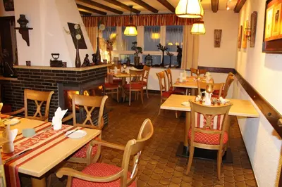 Ein Restaurant oder anderes Speiselokal in der Unterkunft Katharinenhof