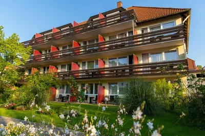Ein Garten an der Unterkunft Hotel Bad Dürkheim
