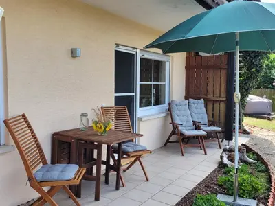 Ein Patio oder anderer Außenbereich in der Unterkunft Ferienwohnung Kraichgaublick