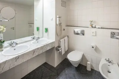 Ein Badezimmer in der Unterkunft Trip Inn Bristol Hotel Mainz