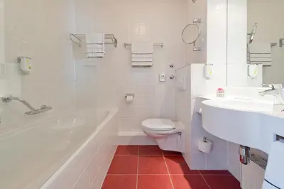 Ein Badezimmer in der Unterkunft ACHAT Hotel Reilingen Walldorf