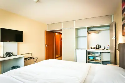 Küche/Küchenzeile in der Unterkunft City Hotel Heilbronn