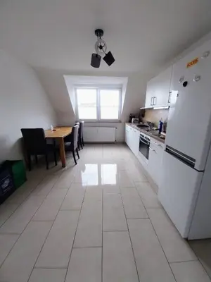 Küche/Küchenzeile in der Unterkunft Monteurwohnung - Pforzheim Nordstadt - L8