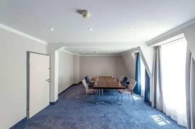 Ein Sitzbereich in der Unterkunft Dorint Hotel Alzey/Worms