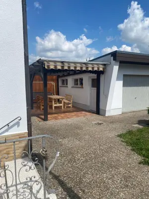 Das Gebäude in dem sich die Ferienwohnung befindet
