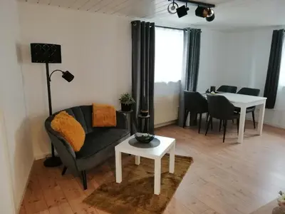 Ein Sitzbereich in der Unterkunft Ferienwohnung Benz