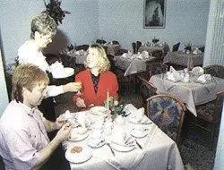 Gäste, die in der Unterkunft Hotel zur Eisenbahn übernachten
