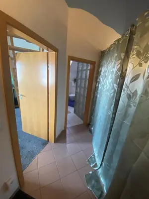 Ein Badezimmer in der Unterkunft SECRA Exclusive Maisonette-Ferienzimmer Am Backhausgarten