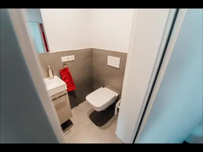 Ein Badezimmer in der Unterkunft Weinreisedomizil mit eigenem Garten und Parkplatz