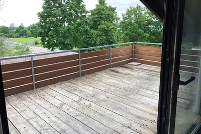 Ein Balkon oder eine Terrasse in der Unterkunft 4 Zimmer Ferienwohnung Egelsbach