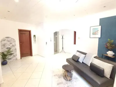 Ein Sitzbereich in der Unterkunft Relaxe Wohnung Bergstraße HP