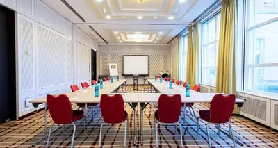 Der Geschäftsbereich oder Konferenzraum in der Unterkunft The Q - Quadro City Hotel