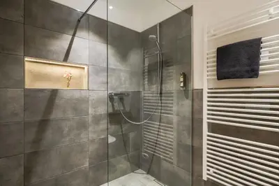 Ein Badezimmer in der Unterkunft Main-Vinotel Weingut Helmstetter