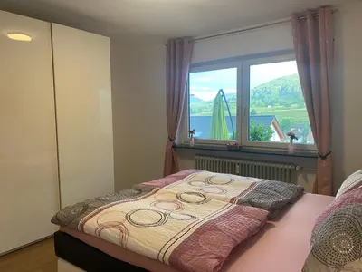 Ein Bett oder Betten in einem Zimmer der Unterkunft Ferienwohnung Nuß