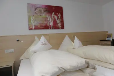 Ein Bett oder Betten in einem Zimmer der Unterkunft Hotel-Restaurant Steuermann