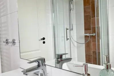 Ein Badezimmer in der Unterkunft Zentral gelegene Ferienwohnung im Herzen der Pfalz