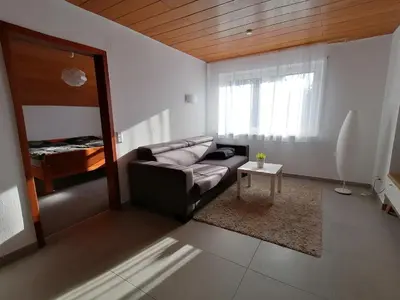 Ein Sitzbereich in der Unterkunft Ferienwohnung Max und Moritz