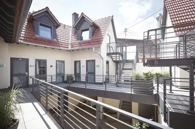 Das Gebäude in dem sich das Hotel befindet