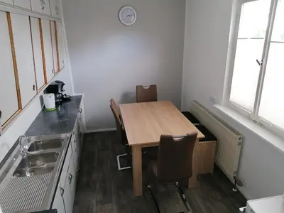 Küche/Küchenzeile in der Unterkunft Ferienhaus Stein, TOP Monteurwohnung, 5 große Einzelzimmer, Doppelzimmer, Übernachtung bis 8 Personen möglich