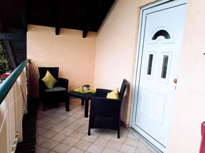 Ein Sitzbereich in der Unterkunft Haus Heidrun