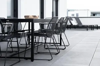 Ein Restaurant oder anderes Speiselokal in der Unterkunft Prime Park Penthouse Aschaffenburg