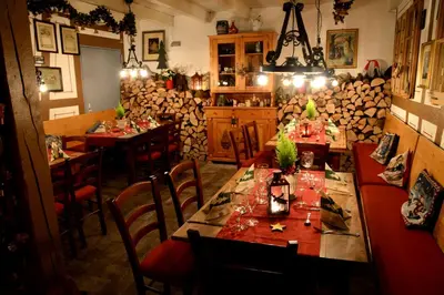 Ein Restaurant oder anderes Speiselokal in der Unterkunft Am Treidelpfad