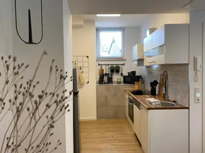Küche/Küchenzeile in der Unterkunft ☆FEWO ALTES KINO - MODERN - QUIET - 65M² - TV - NETFLIX - WLAN☆