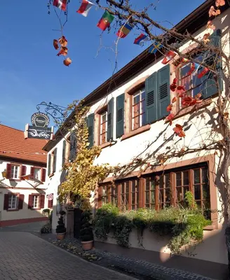 Das Gebäude in dem sich das Hotel befindet