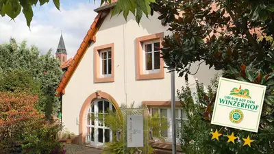 Ein Zertifikat, Auszeichnung, Logo oder anderes Dokument, das in der Unterkunft Chalet Raabe ausgestellt ist