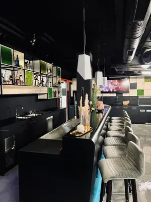 Ein Restaurant oder anderes Speiselokal in der Unterkunft DORMERO Hotel Aschaffenburg