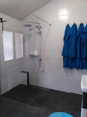 Ein Badezimmer in der Unterkunft Strandurlaub am Felsenmeer