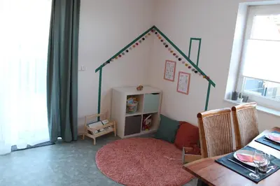 Ein Sitzbereich in der Unterkunft Ferienwohnung Andergasse