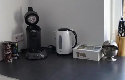 Kaffee-/Teezubehör in der Unterkunft Flat11 4-Zi Wohnung Messe Karlsruhe