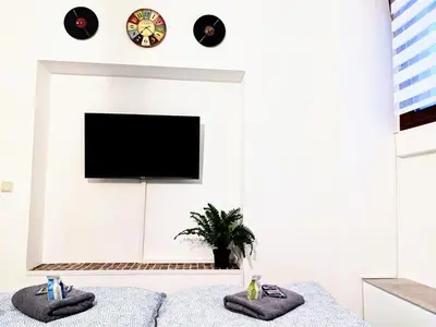 TV/Unterhaltungsangebot in der Unterkunft LENASTAY I Style Loft in Top Location