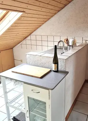 Küche/Küchenzeile in der Unterkunft Chagall - helles und gemütliches Appartement in Uninähe