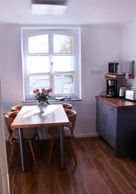 Küche/Küchenzeile in der Unterkunft Ferienwohnung „Brot & Wein”