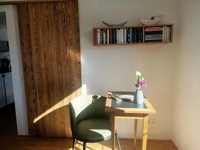 Die Bibliothek in der Ferienwohnung