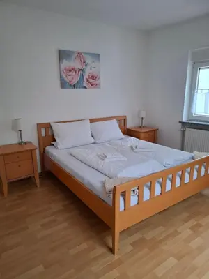 Ein Bett oder Betten in einem Zimmer der Unterkunft Gästezimmer / Weingut Peter