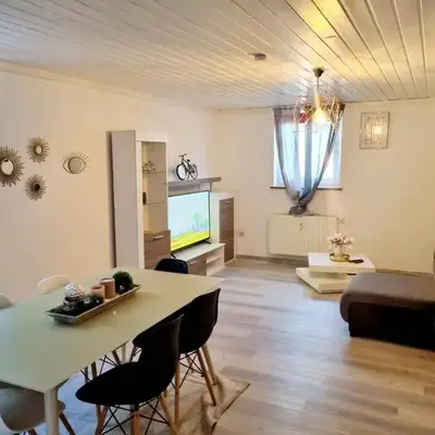 Cosy Apartment in Groß-Rohrheim – 87 m² – Sunny Terrace